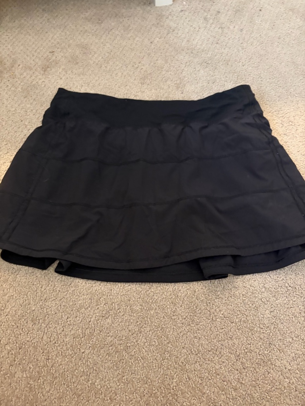 Lululemon pace rival skirt